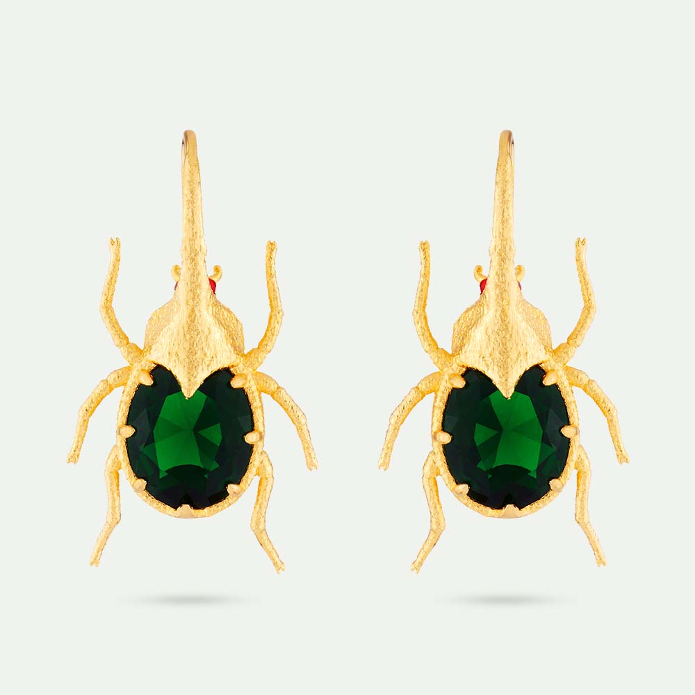 エメラルドグリーンのカブトムシ フックピアス